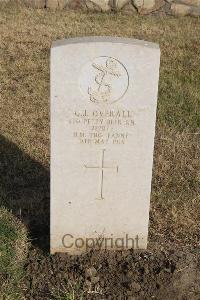 Ismailia War Memorial Cemetery - Overall, G J